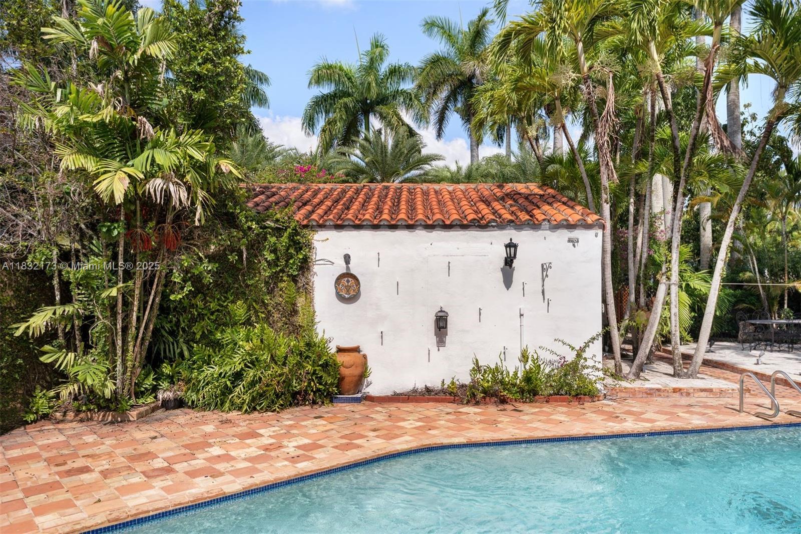 1624 Granada Blvd Coral Gables, FL 33134