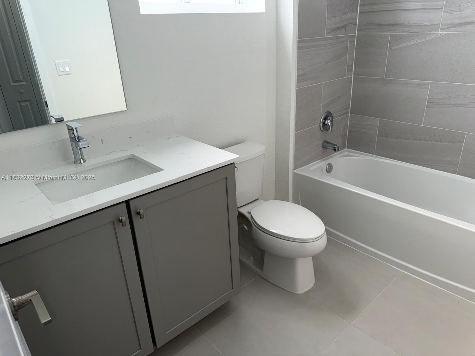 1884 NE 1st St Homestead, FL 33033