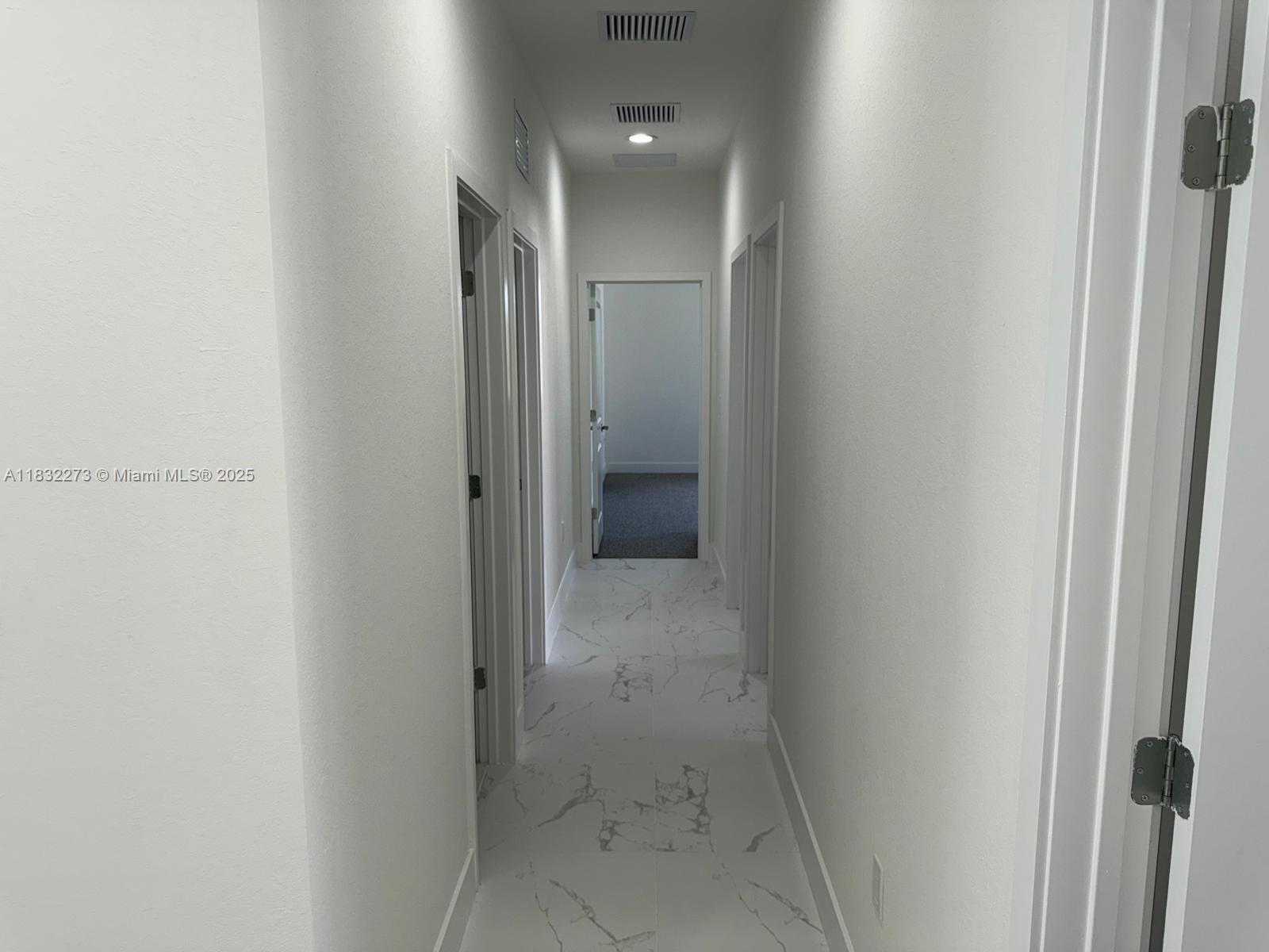 1884 NE 1st St Homestead, FL 33033