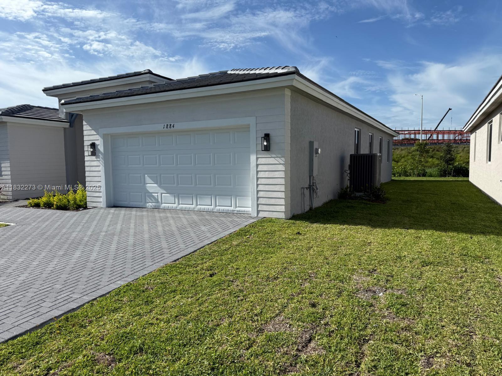 1884 NE 1st St Homestead, FL 33033