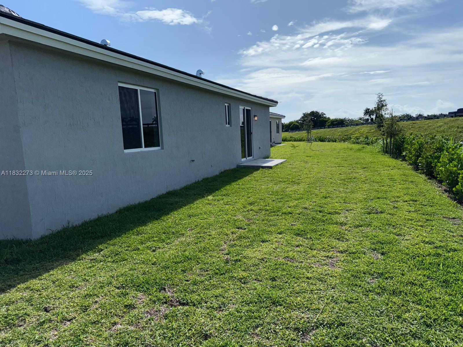 1884 NE 1st St Homestead, FL 33033