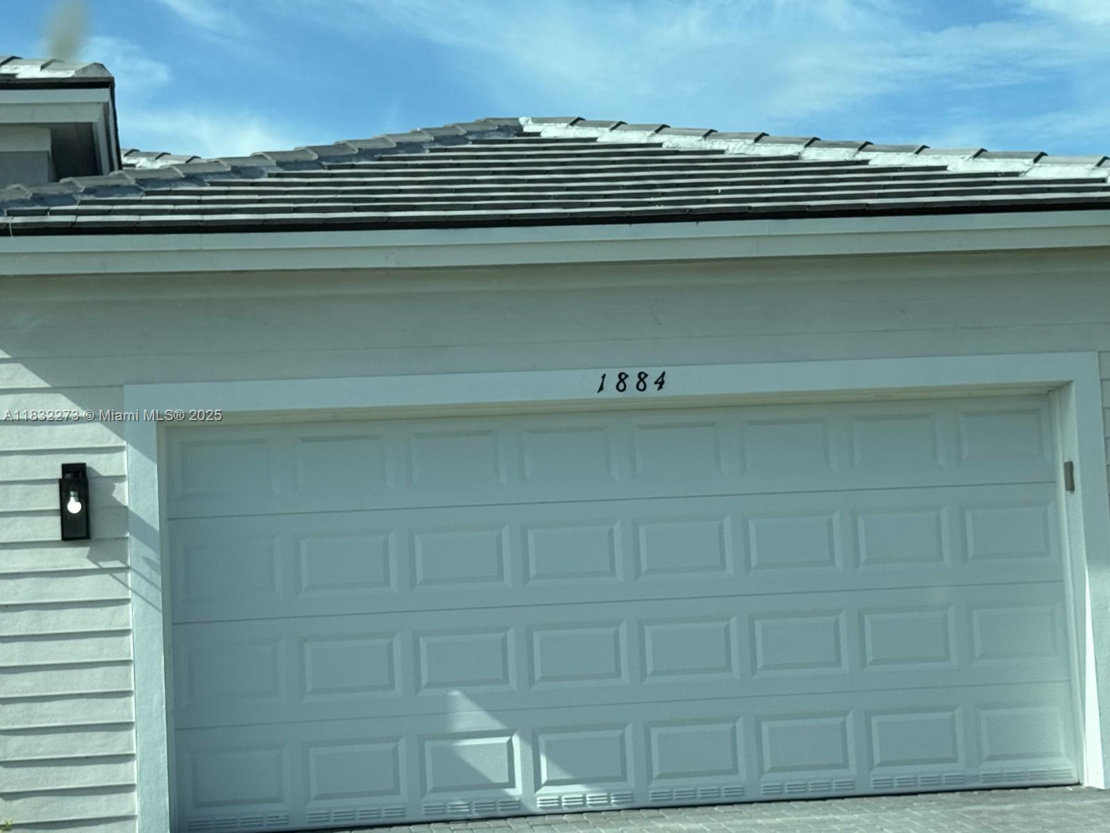 1884 NE 1st St Homestead, FL 33033