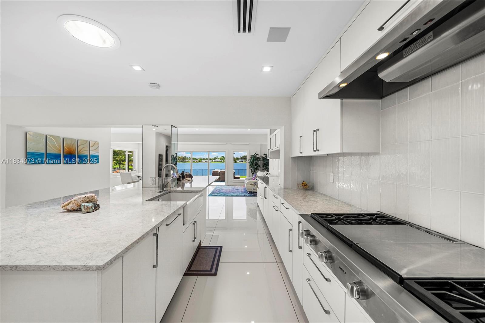 1930 NE 193rd St Miami, FL 33179 1930 NE 193rd St Miami, FL 33179