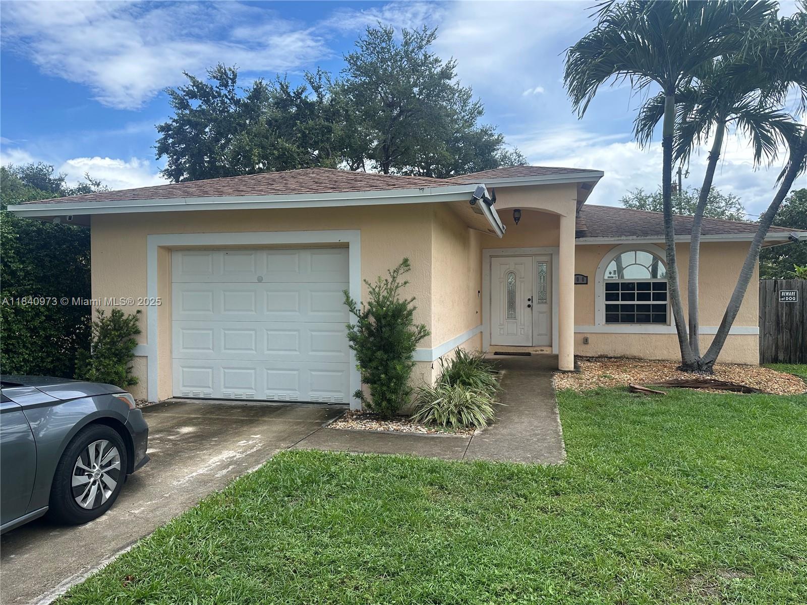 100 NW 3rd Ave