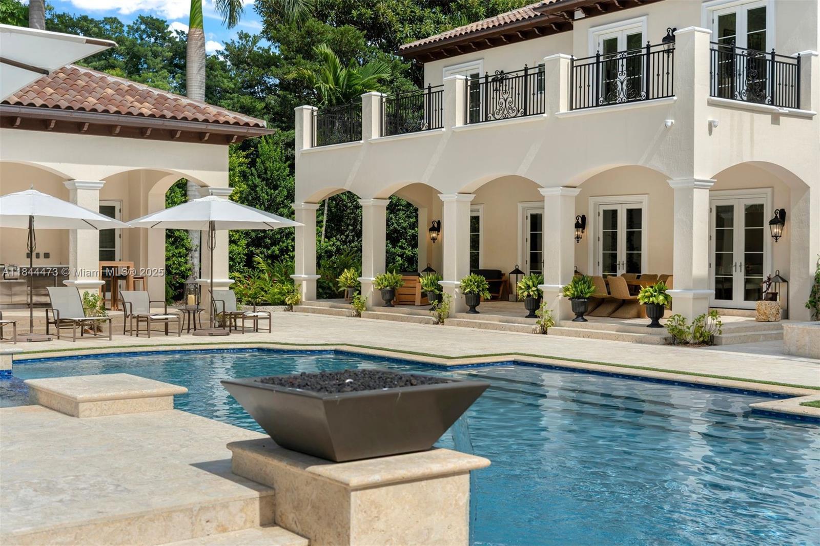 5001 Pine Dr Miami, FL 33143 5001 Pine Dr Miami, FL 33143