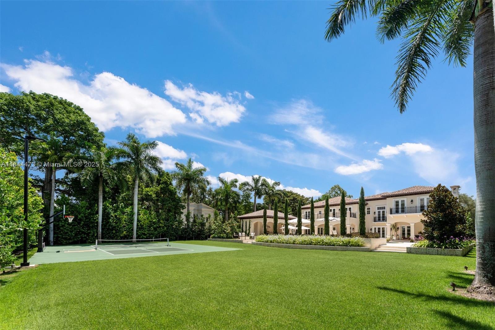 5001 Pine Dr Miami, FL 33143 5001 Pine Dr Miami, FL 33143