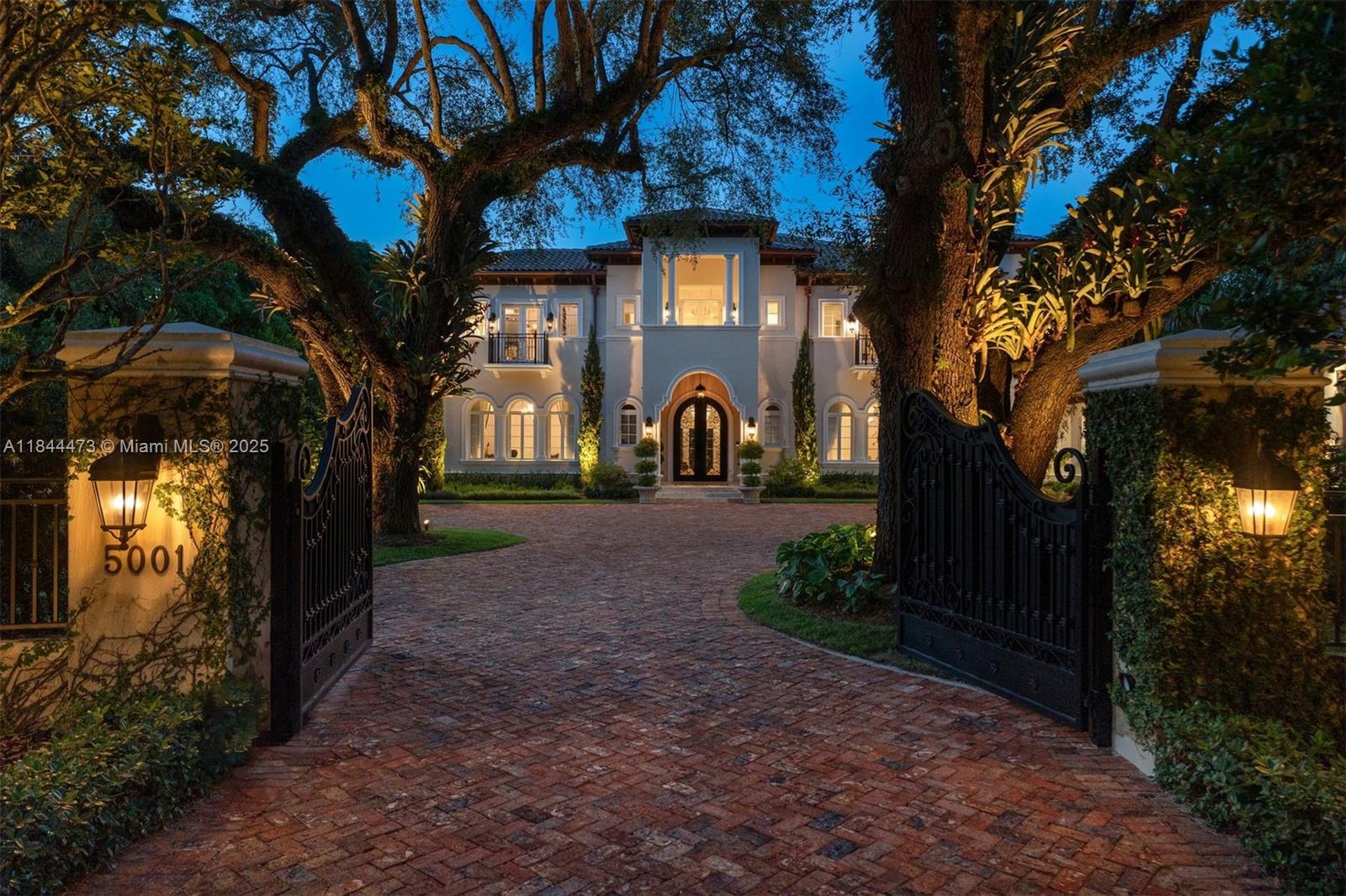 5001 Pine Dr Miami, FL 33143 5001 Pine Dr Miami, FL 33143
