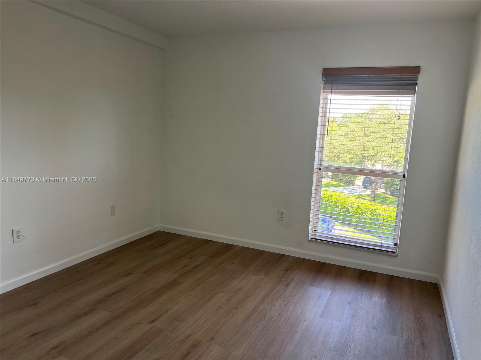 8950 SW 69th Ct #312 Pinecrest, FL 33156