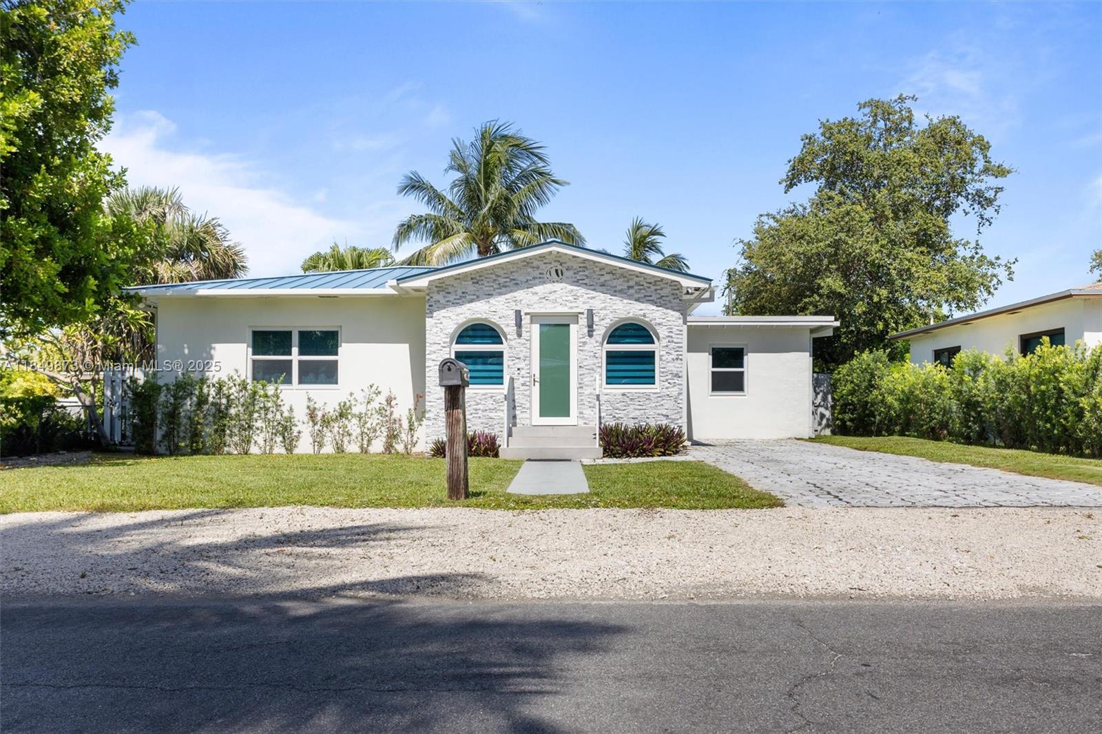 809 NW 6th Ave