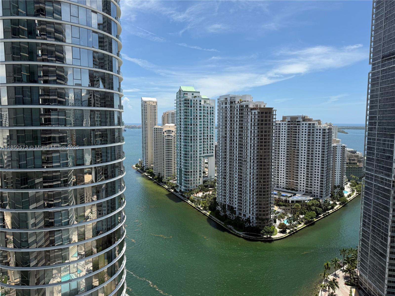 200 Biscayne Blvd Way #3303