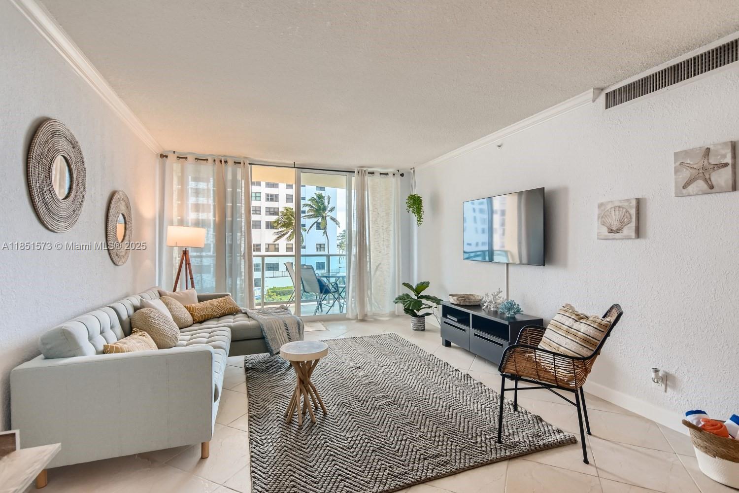 2501 S Ocean Dr #308 (AVAILABLE OCT 15)