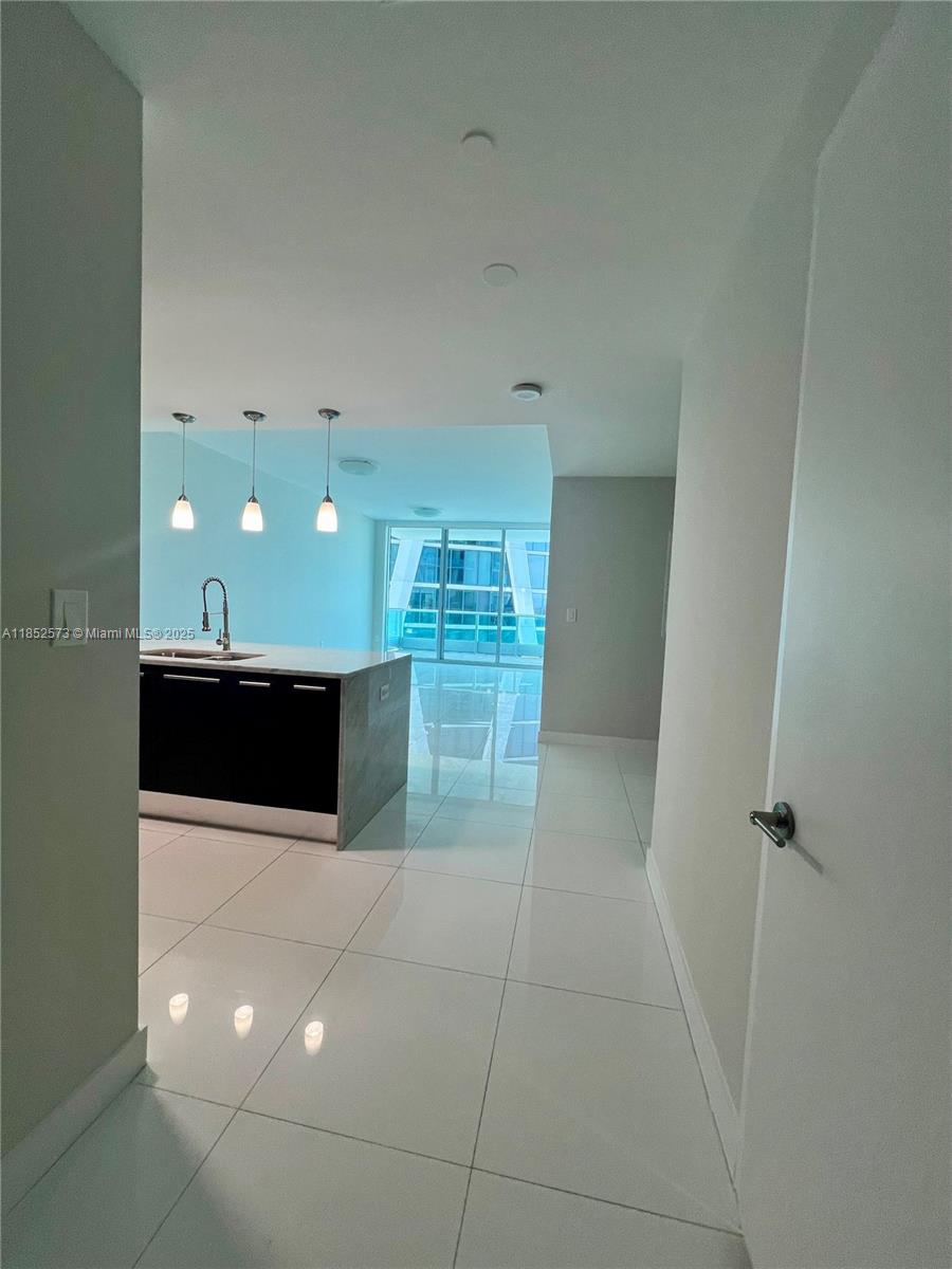 900 Biscayne Blvd #3010