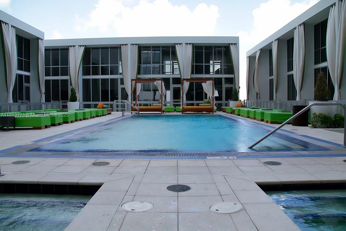 image Marquis Condo24