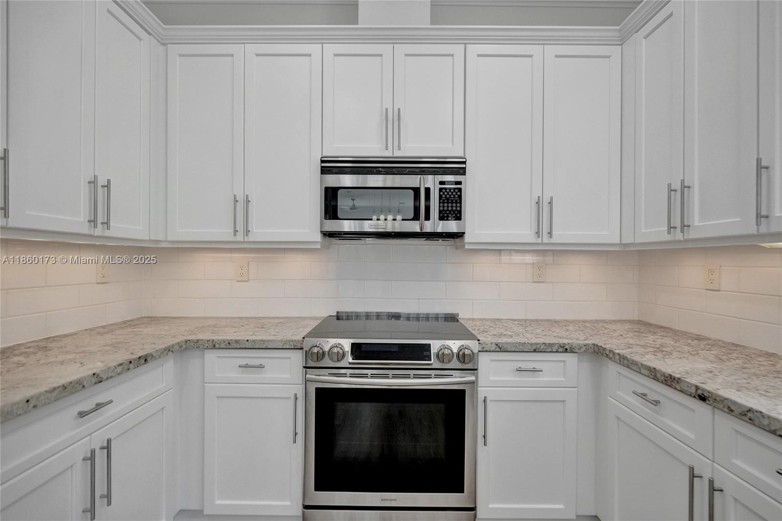 1115 NE 14th Ave Fort Lauderdale, FL 33304