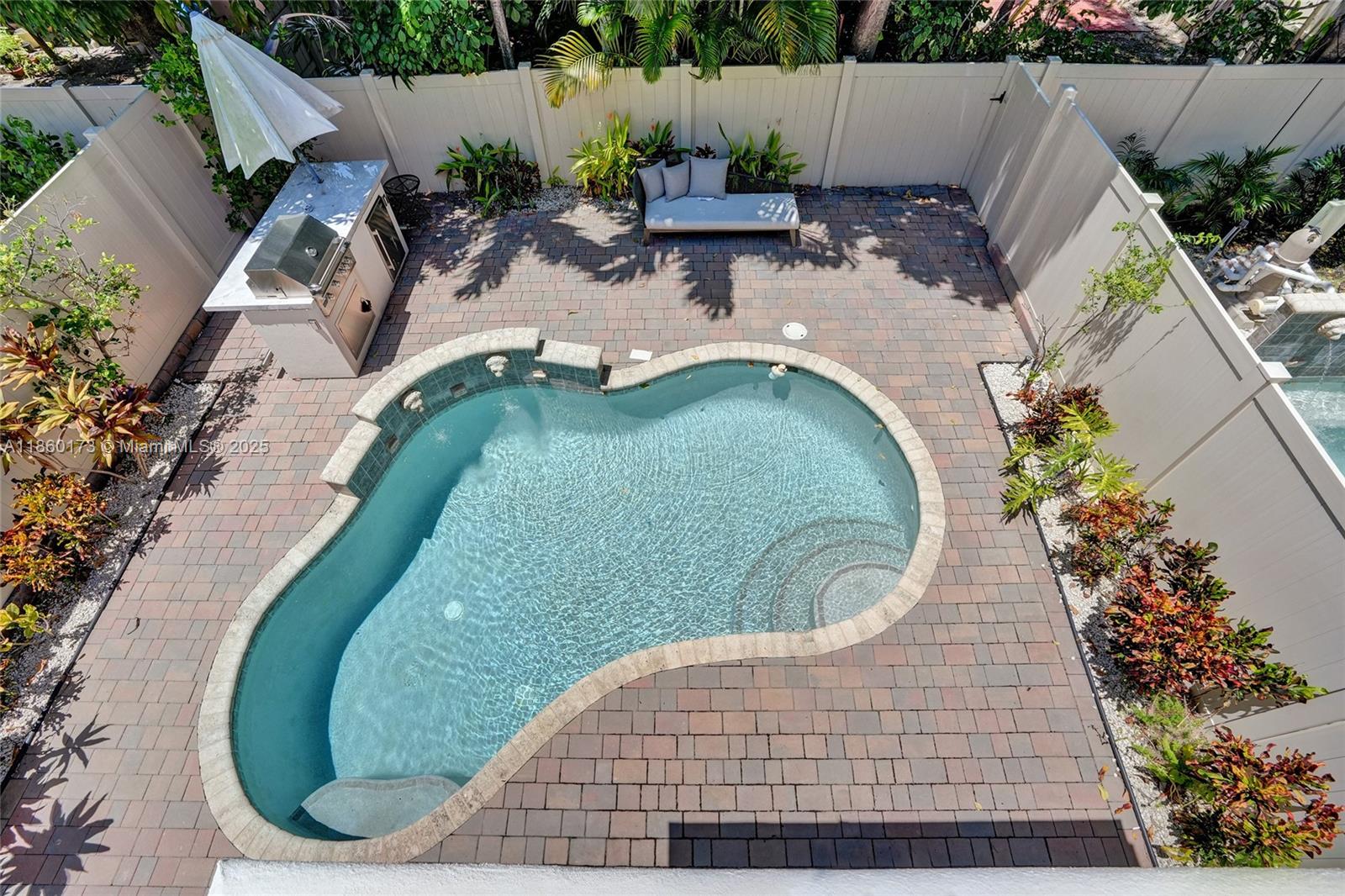 1115 NE 14th Ave Fort Lauderdale, FL 33304