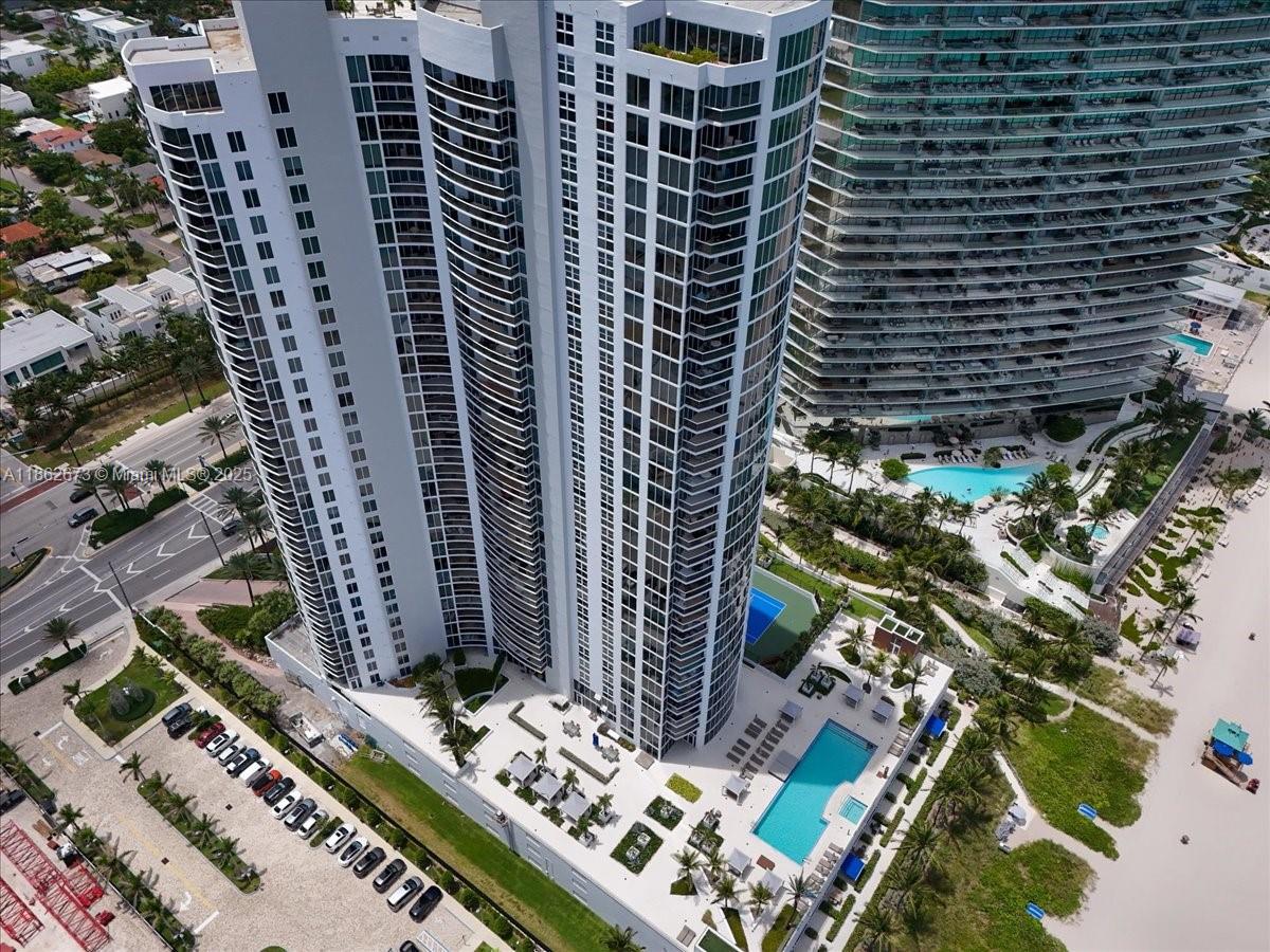 image Ocean Three Condo31