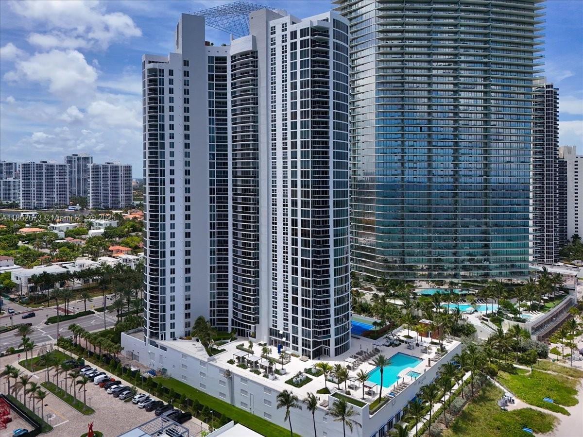 image Ocean Three Condo32