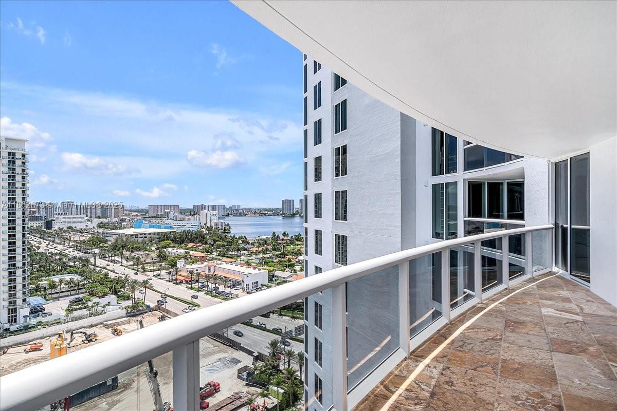 image Ocean Three Condo36