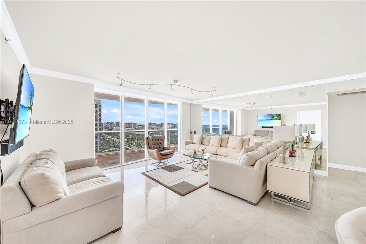 image Ocean Three Condo6