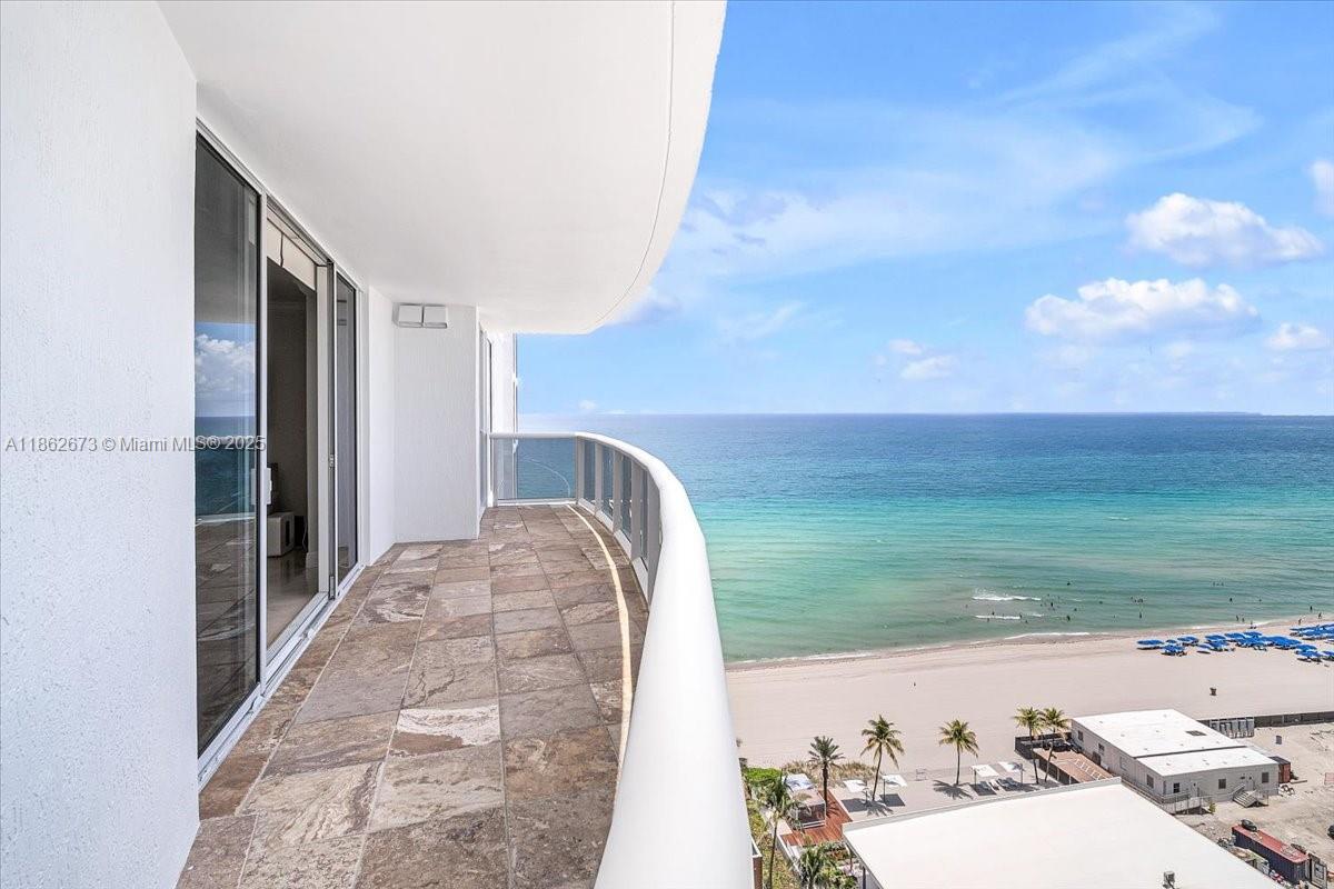 image Ocean Three Condo8