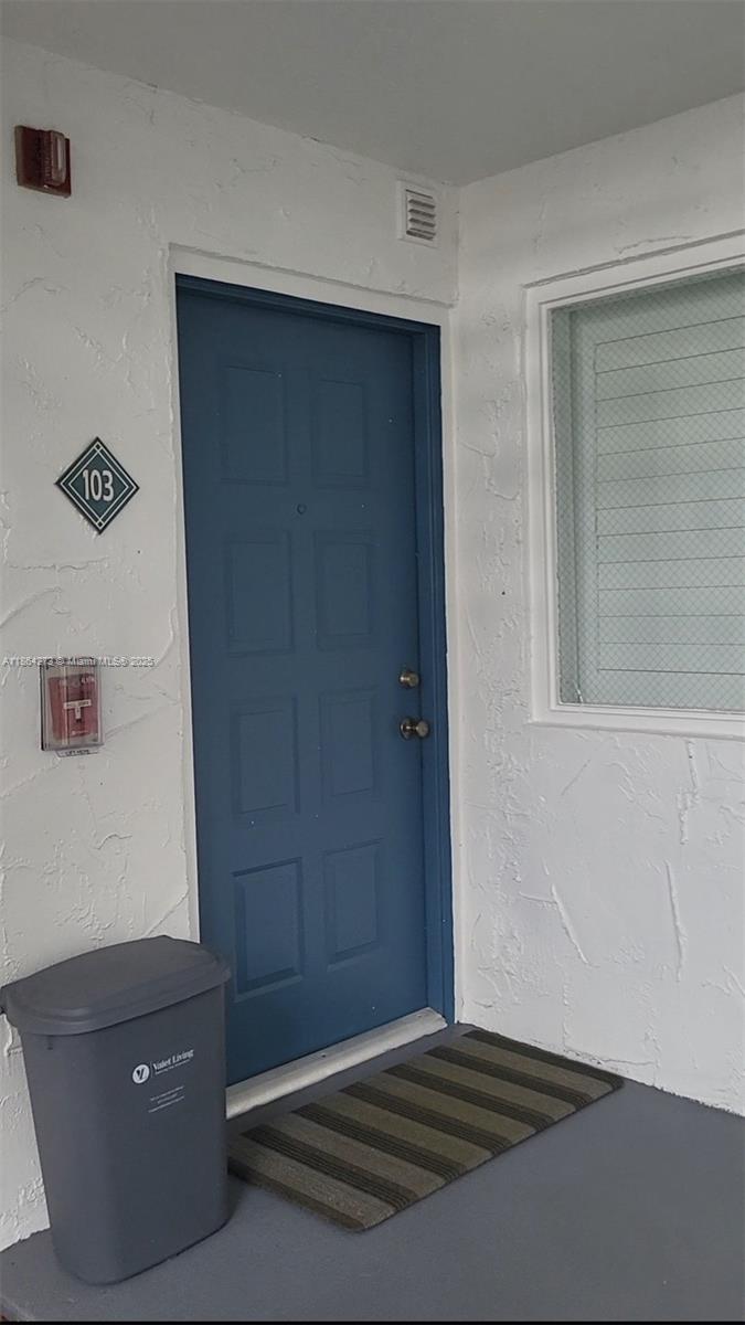 4555 NW 99th Ave #103
