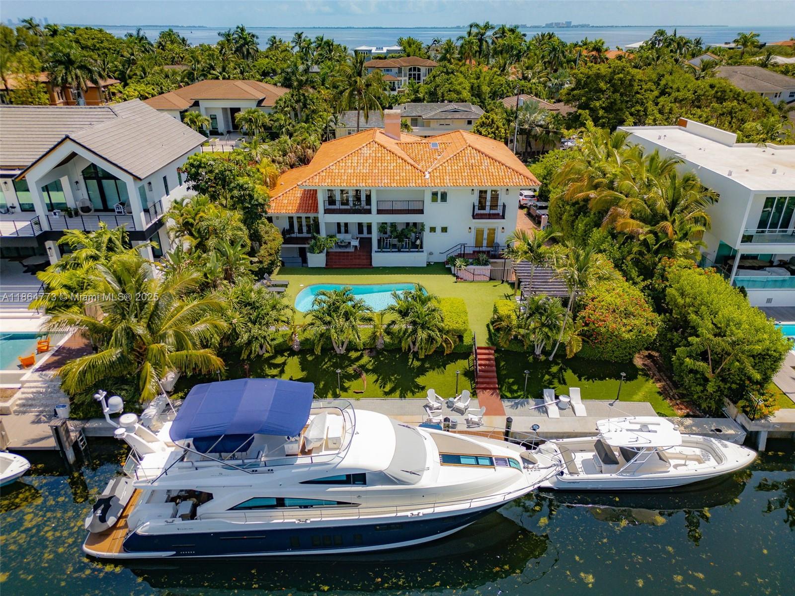 6850 Sunrise Ter Coral Gables, FL 33133