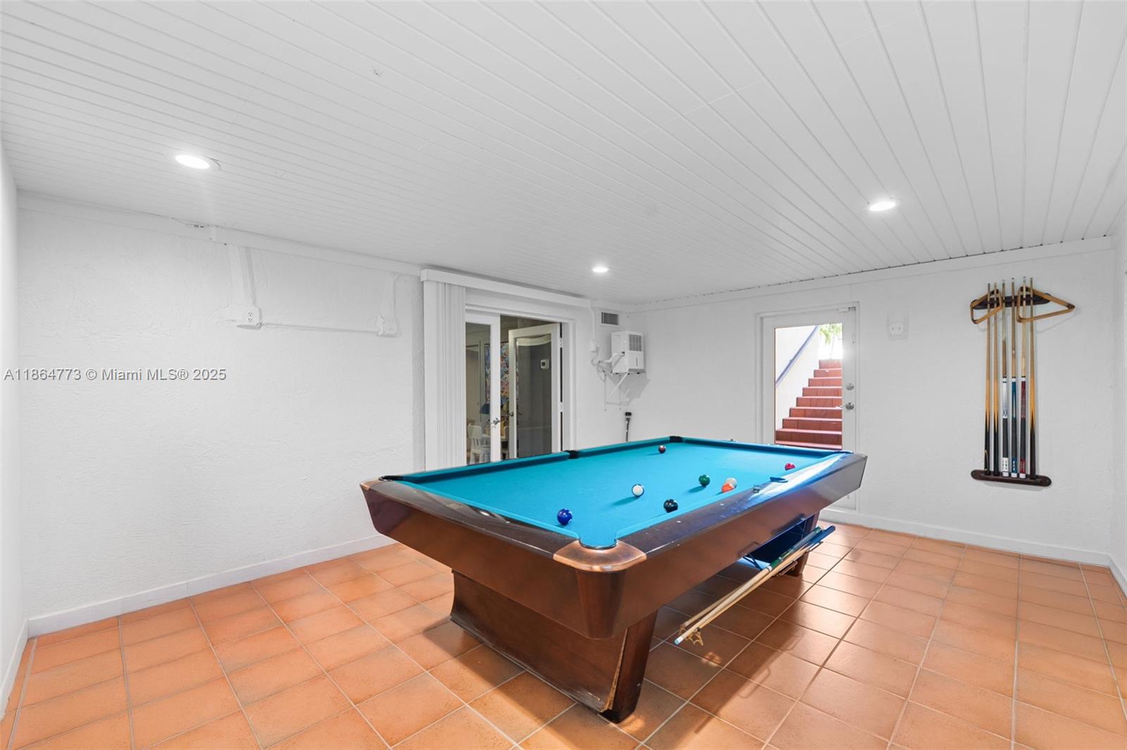 6850 Sunrise Ter Coral Gables, FL 33133