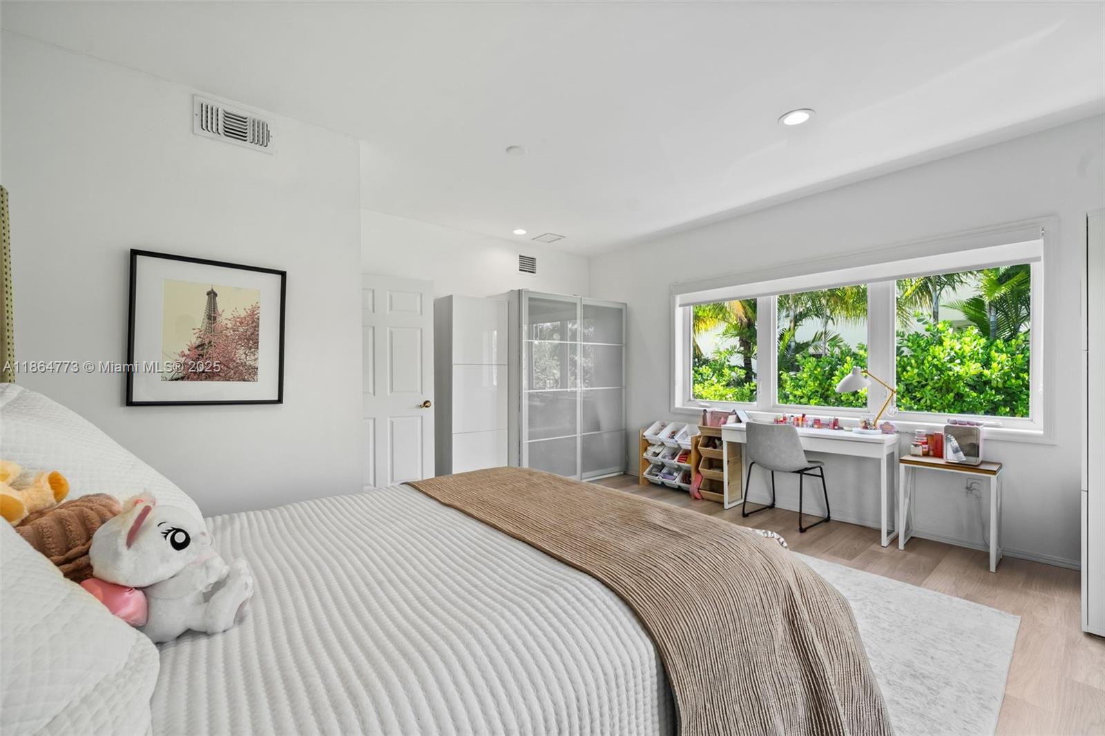 6850 Sunrise Ter Coral Gables, FL 33133