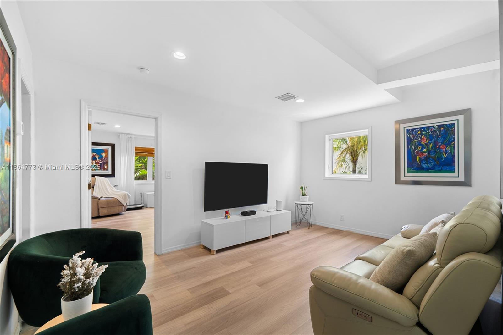 6850 Sunrise Ter Coral Gables, FL 33133