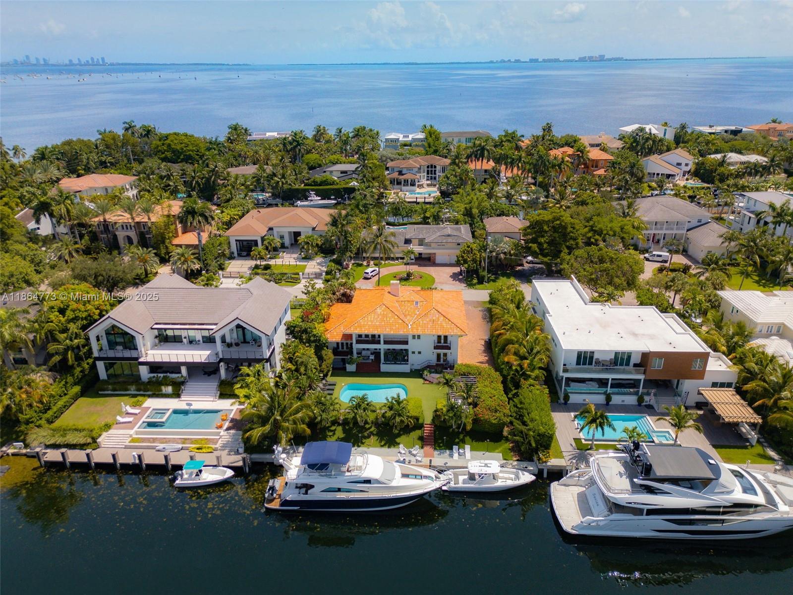 6850 Sunrise Ter Coral Gables, FL 33133