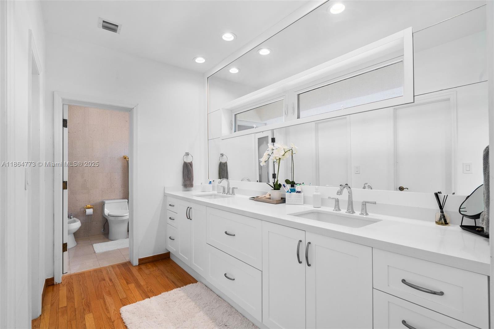 6850 Sunrise Ter Coral Gables, FL 33133