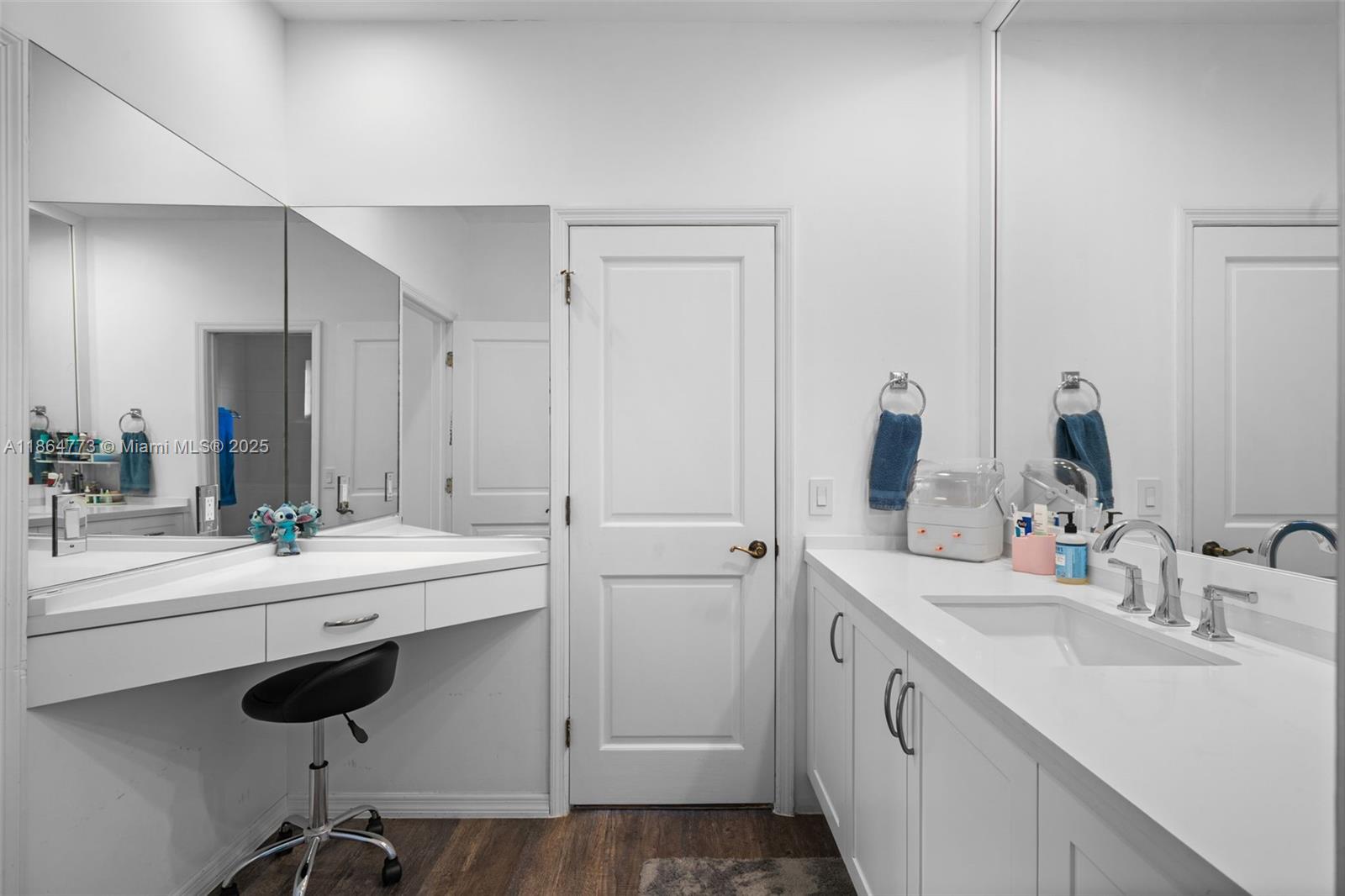 6850 Sunrise Ter Coral Gables, FL 33133