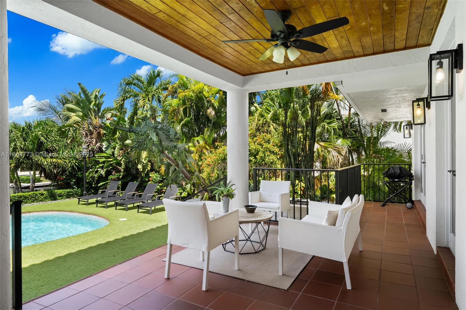 6850 Sunrise Ter Coral Gables, FL 33133