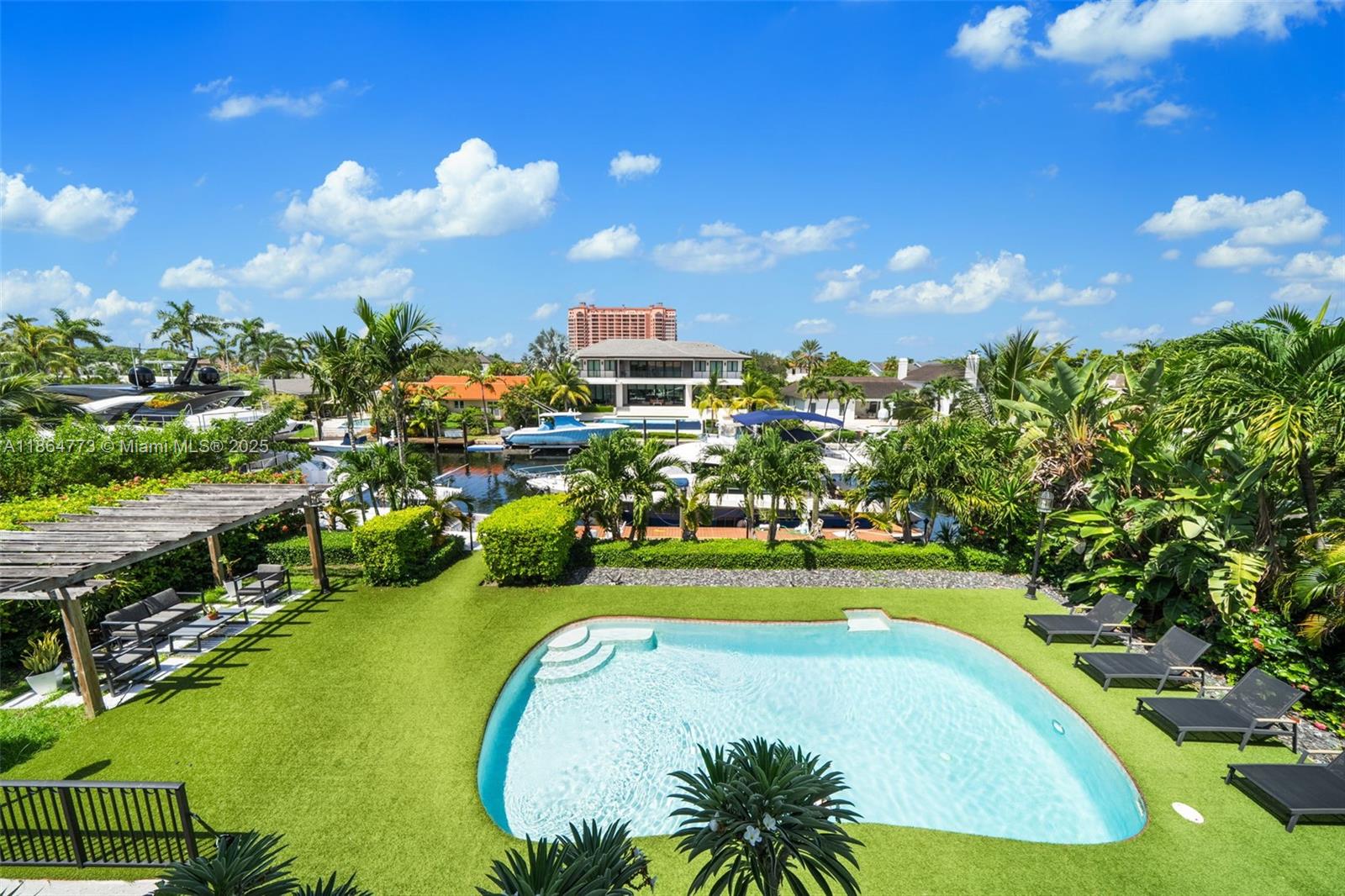 6850 Sunrise Ter Coral Gables, FL 33133