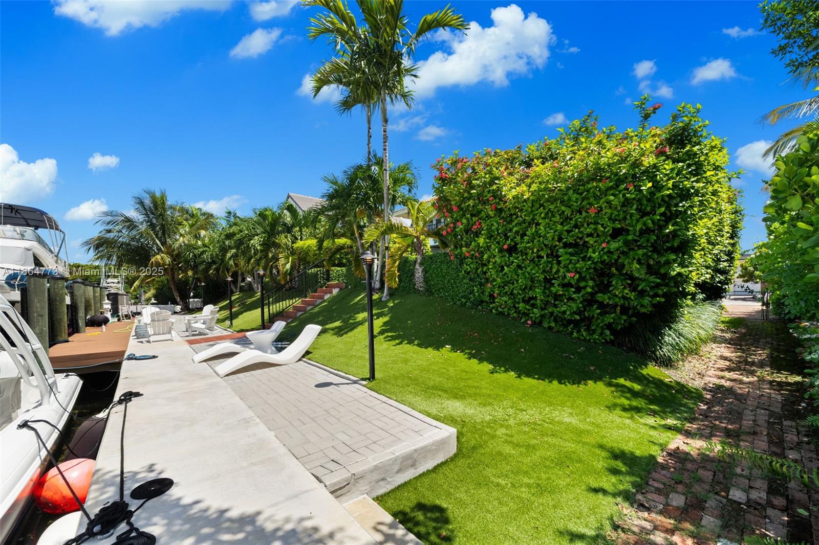 6850 Sunrise Ter Coral Gables, FL 33133