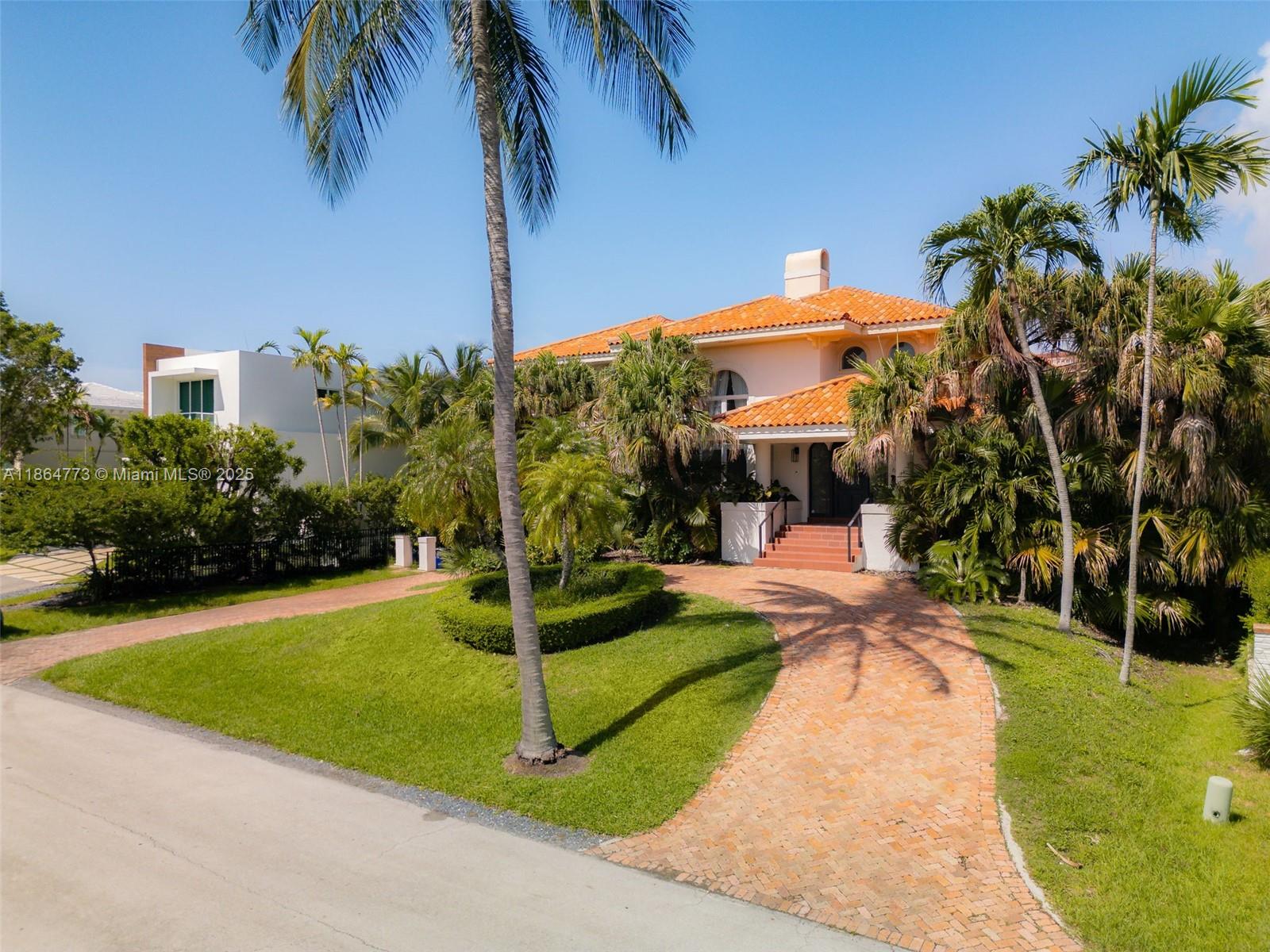 6850 Sunrise Ter Coral Gables, FL 33133