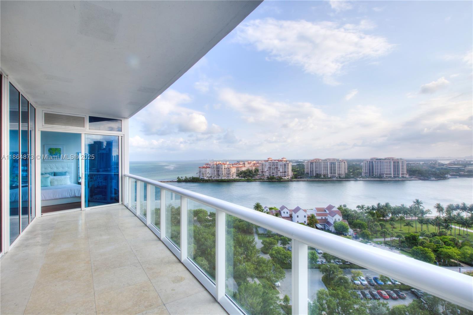 image Continuum On South Beach11