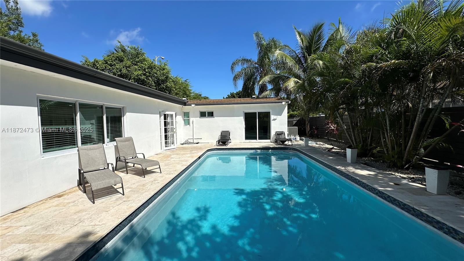 40 NW 125th St North Miami, FL 33168