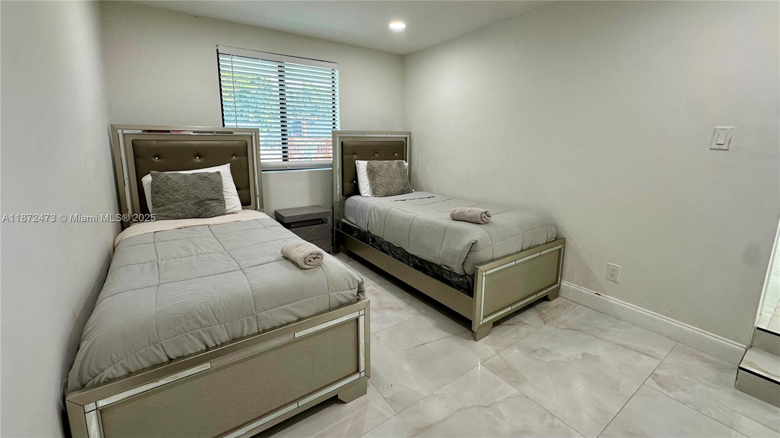 40 NW 125th St North Miami, FL 33168