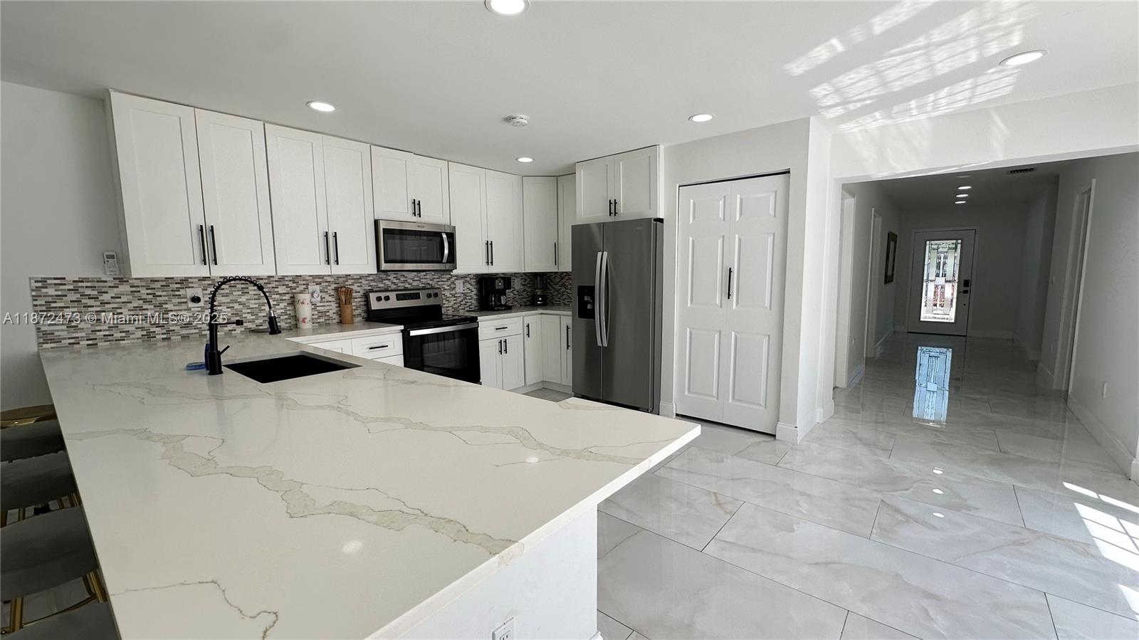 40 NW 125th St North Miami, FL 33168