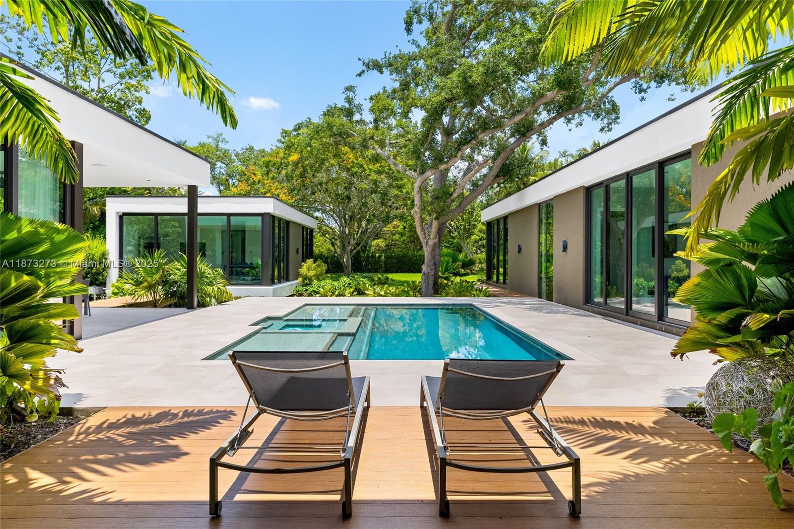 12100 SW 79th Ave Pinecrest, FL 33156 12100 SW 79th Ave Pinecrest, FL 33156