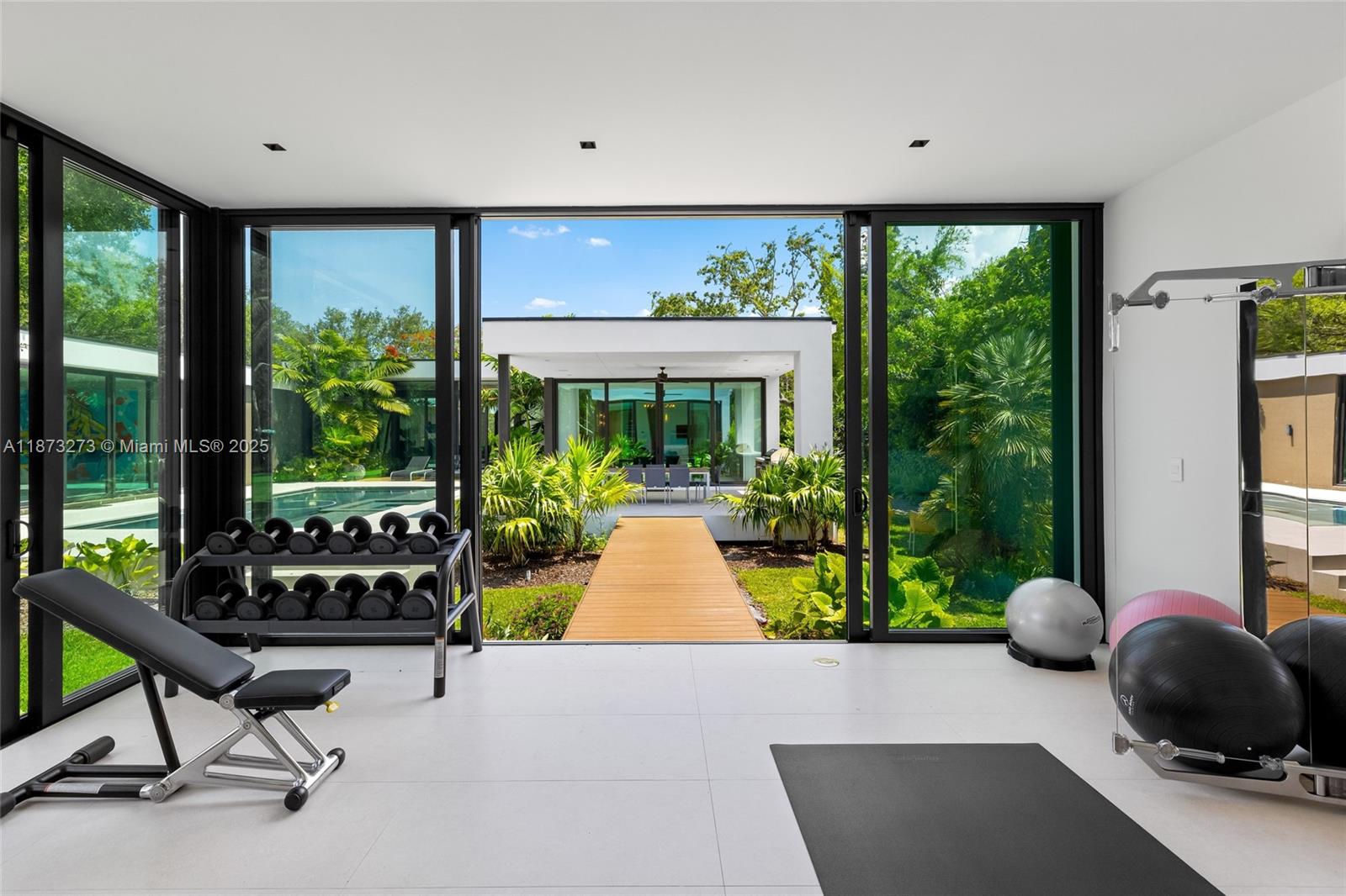 12100 SW 79th Ave Pinecrest, FL 33156 12100 SW 79th Ave Pinecrest, FL 33156