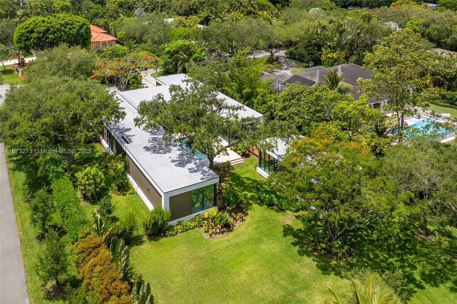 12100 SW 79th Ave Pinecrest, FL 33156 12100 SW 79th Ave Pinecrest, FL 33156