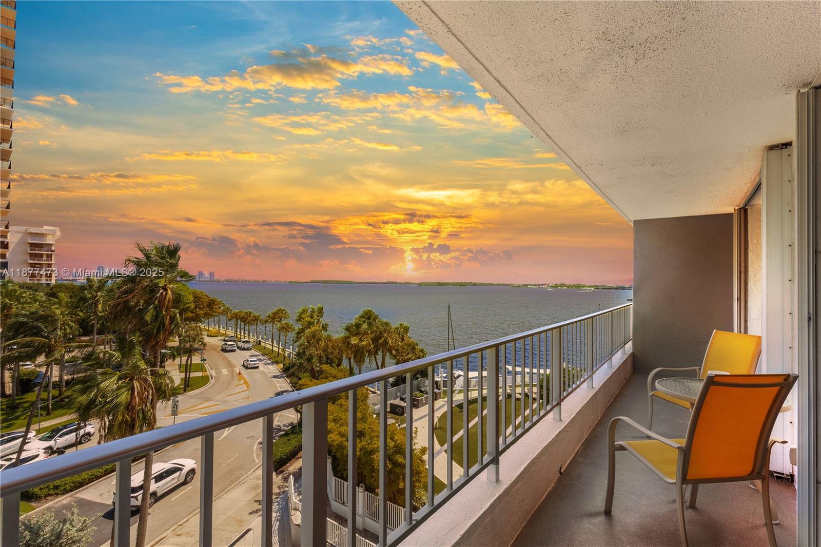 image Brickell Harbour Condo0