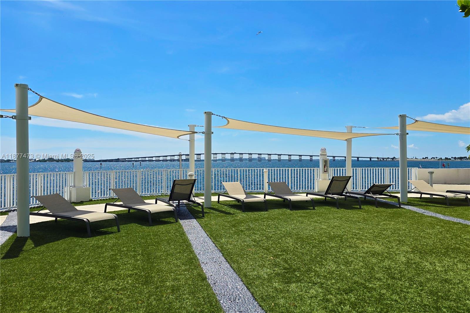 image Brickell Harbour Condo9