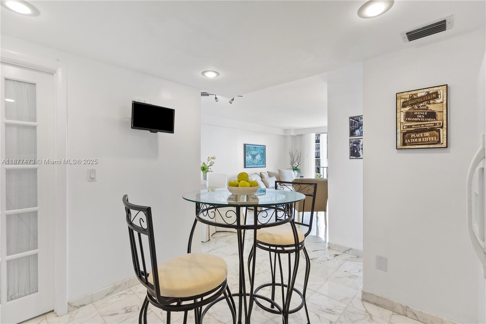 image Brickell Harbour Condo19