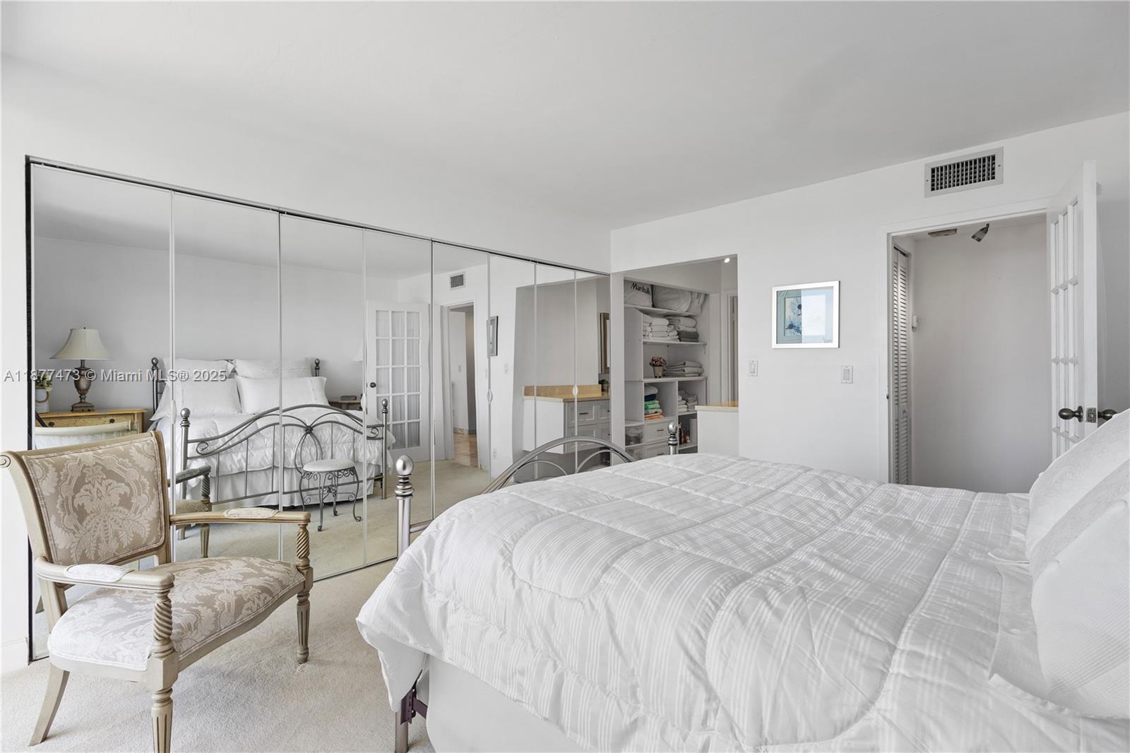 image Brickell Harbour Condo24