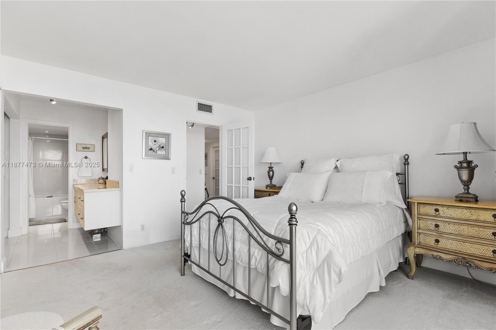 image Brickell Harbour Condo30