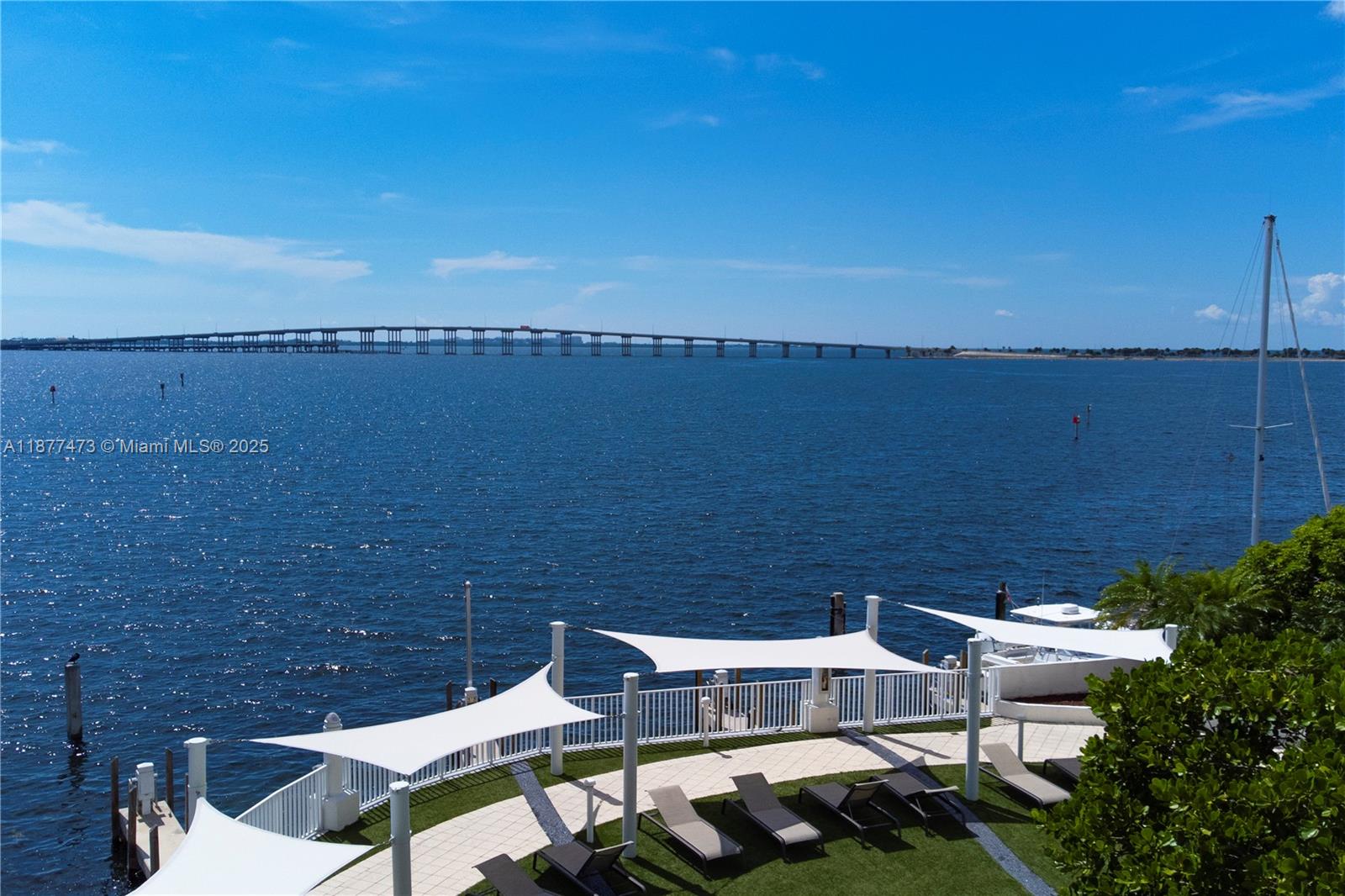 image Brickell Harbour Condo7