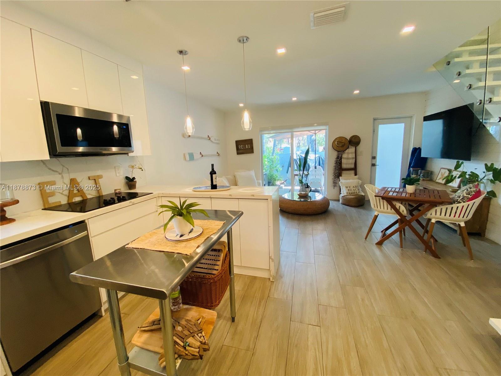 798 Crandon Blvd #57B